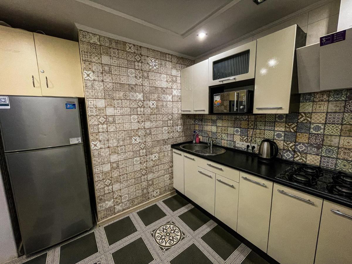 Victory - Апартаменты Возле Набережной Kremenciuk Exterior foto