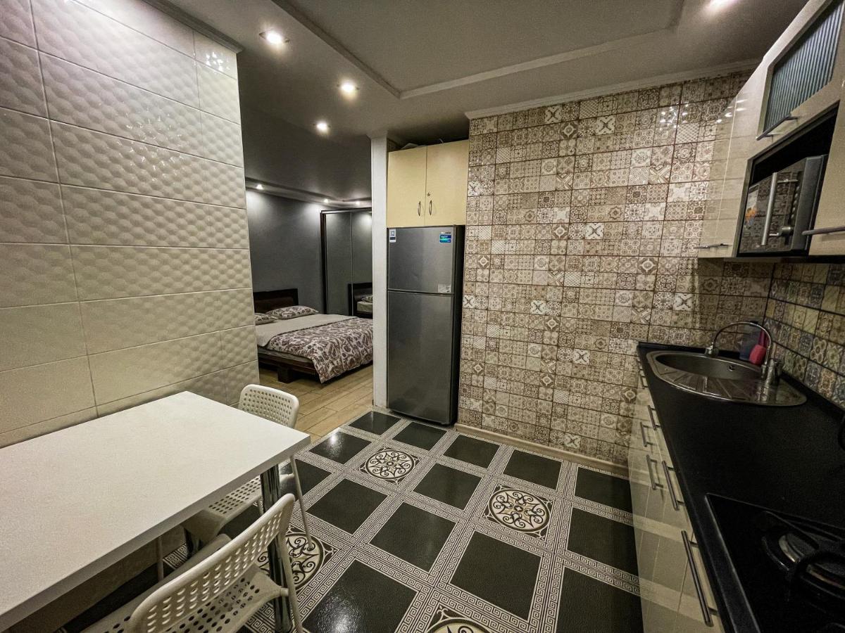 Victory - Апартаменты Возле Набережной Kremenciuk Exterior foto